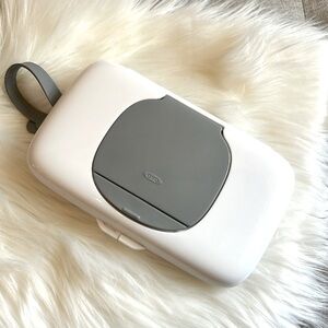 OXO Travel Wipe Dispenser